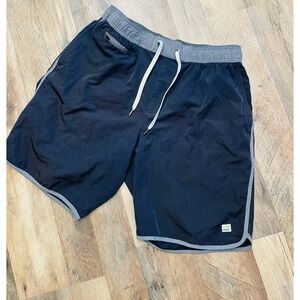 Vuori Men's Banks Shorts in black Large V330 Inseam 9"